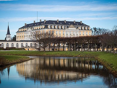 Symbolbild: Brühl - Dawel Rechtsanwälte PartG mbB | Ihre Rechtsanwälte für Wirtschaftsrecht, Familienrecht, Vertragsrecht, Arbeitsrecht, Sozialrecht und mehr.